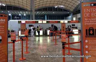 easyjet check in